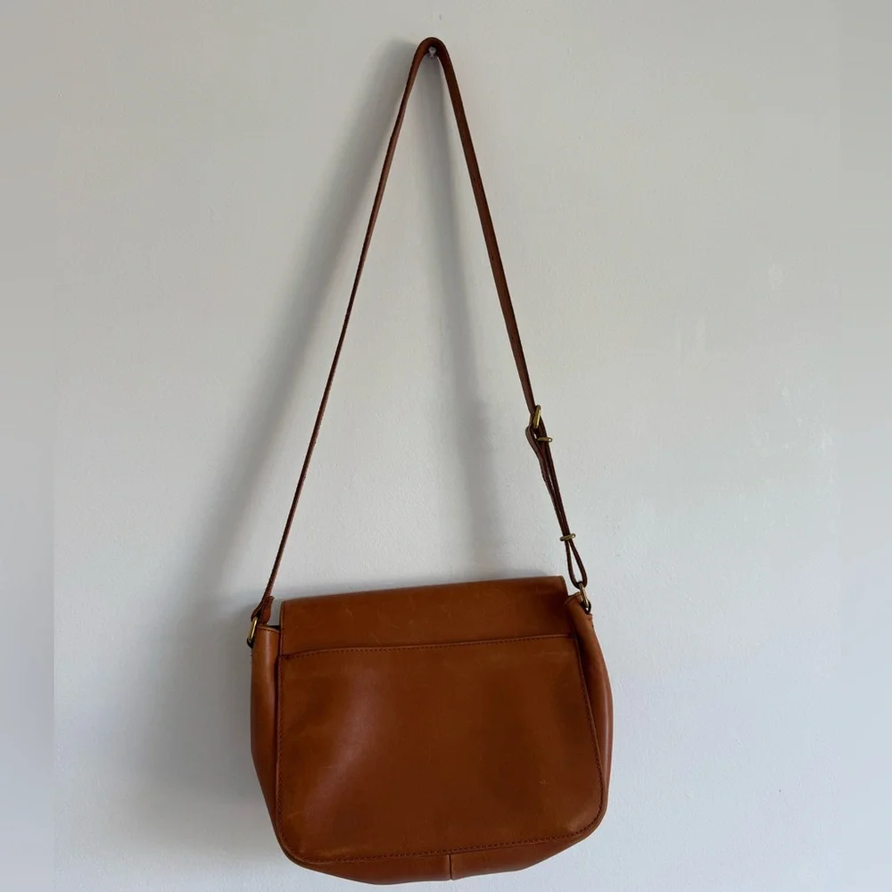 Madewell The Abroad Shoulder Bag - Picture 4 of 8